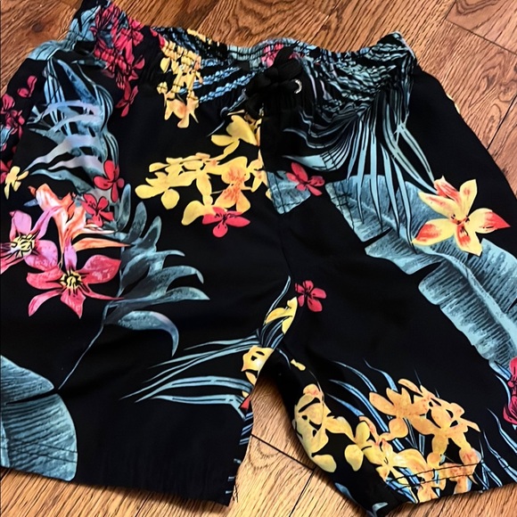 Burn side Floral Print Swim Shorts - Picture 1 of 3